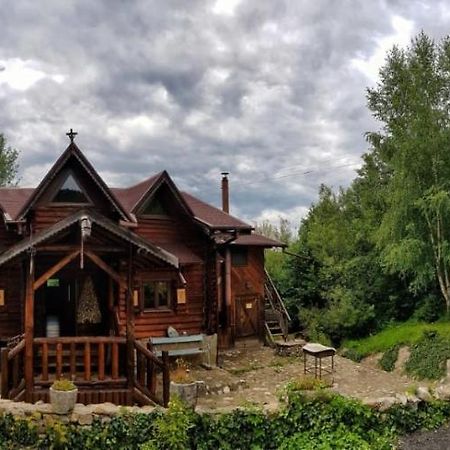 Cabana Vanatorului Rîşnov エクステリア 写真