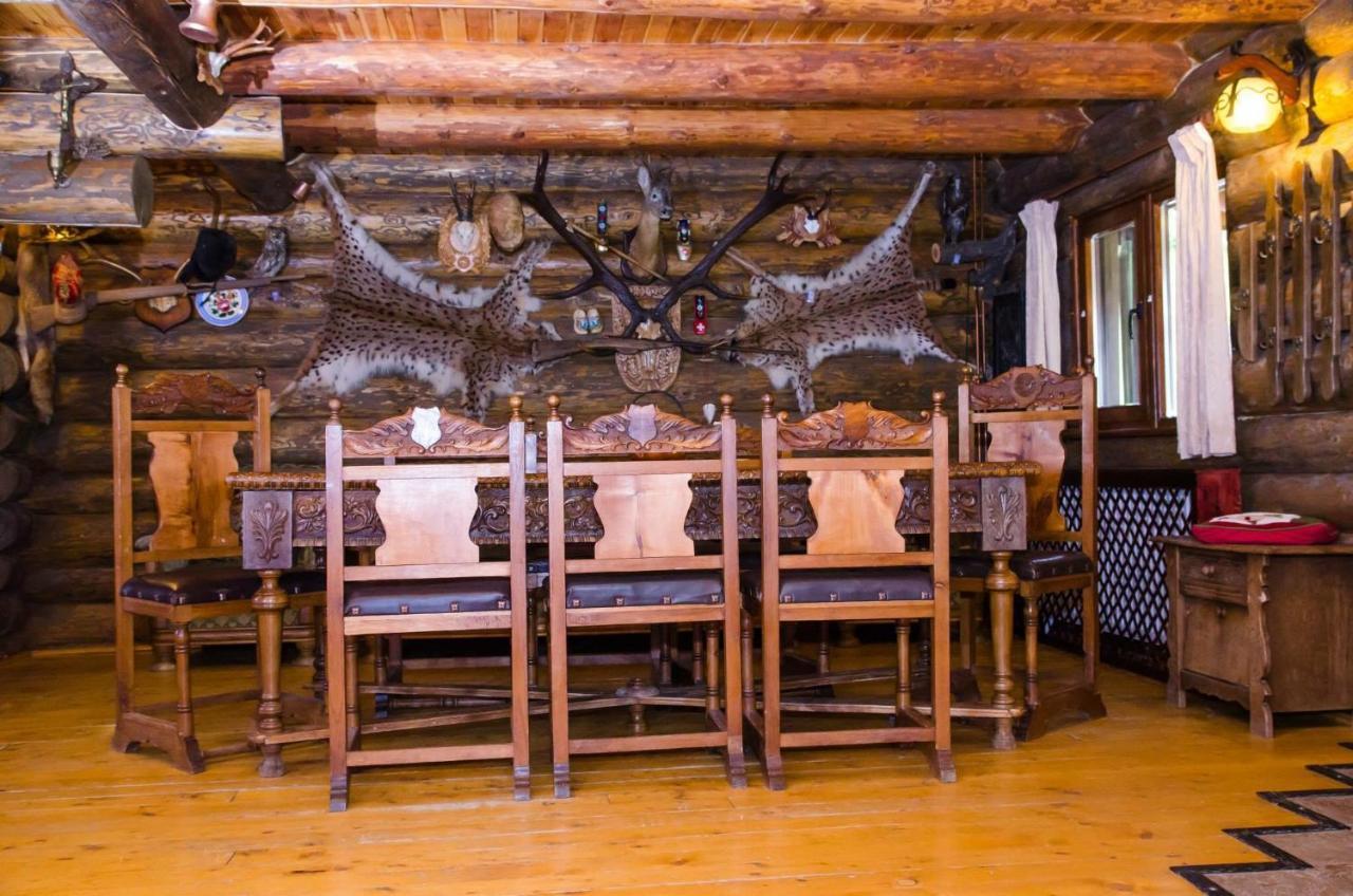 Cabana Vanatorului Rîşnov エクステリア 写真